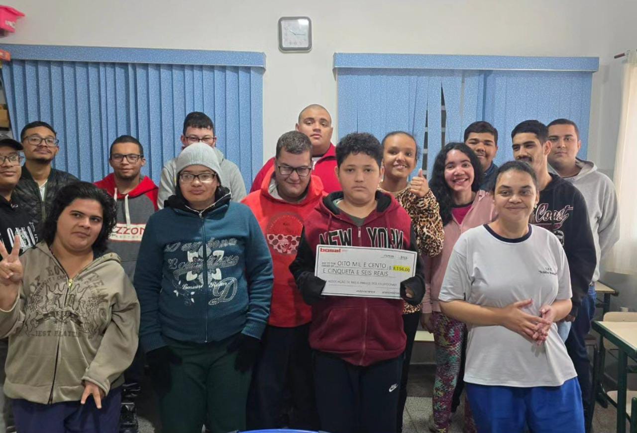  Bosal realiza doação à APAE de Itupeva